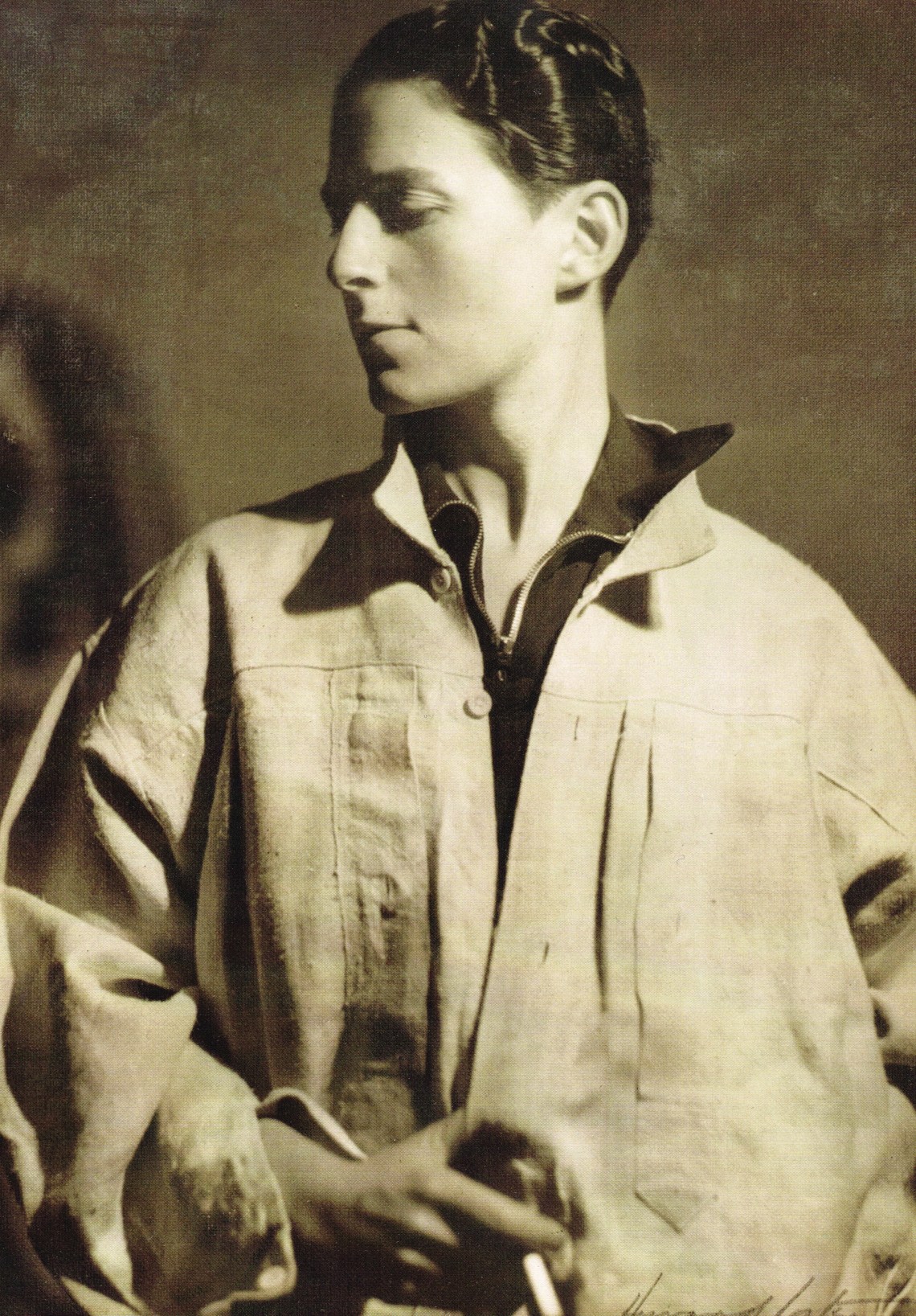 Gluck, c. 1932, Howard Coster c. Fine Arts Society.jpg